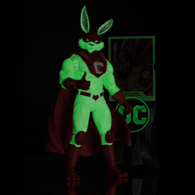 DC Multiverse Action Figure Captain Carrot (Justice League Incarnate) Glow In The Dark Edition (Gold Label) 18cm
