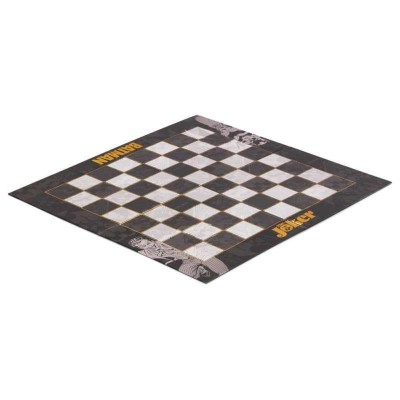 DC Comics Chess Set Batman vs. The Joker 47cm