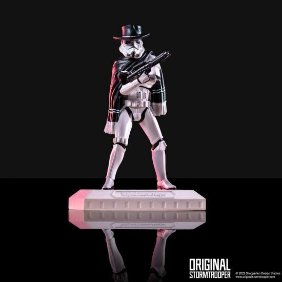 Original Stormtrooper Officially licensed hand-painted Figure The Good,The Bad and The Trooper 18cm