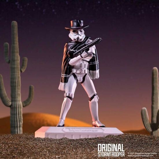 Original Stormtrooper Officially licensed hand-painted Figure The Good,The Bad and The Trooper 18cm
