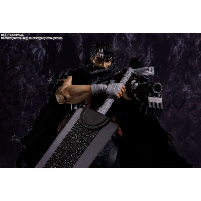 Berserk S.H. Figuarts Action Figure Guts (Berserker Armor) 16cm