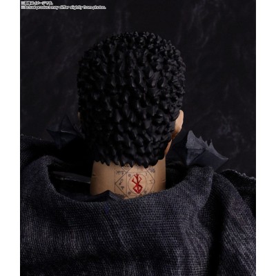 Berserk S.H. Figuarts Action Figure Guts (Berserker Armor) 16cm