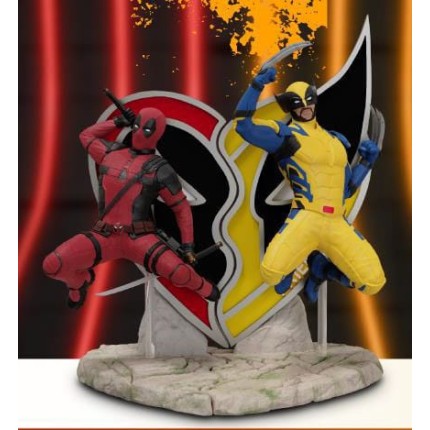 Deadpool 3 D-Stage PVC Diorama Wolverine 16 cm